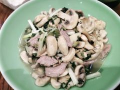 雪菜蘑菇肉片-虎哥私房菜(馒头山店)