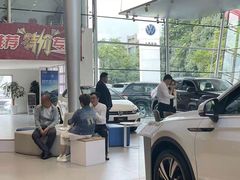 -昆明中致远上汽大众4S店(西山区店)