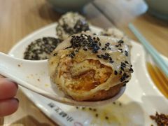 蟹粉小杨大虾三拼-小杨生煎(金山百联购物中心3楼店)