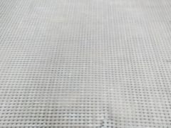 扎脚的地面-天山海世界·米立方