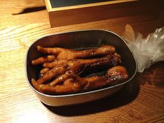弄堂里的卤鸡爪-弄堂里·寻味杭州(湖滨银泰in77C区店)