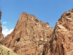 -天山神秘大峡谷