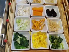-香麒园·过桥米线·南湖雅宴