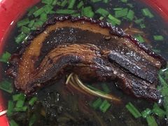 -小龙大肉面馆