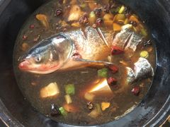 -木火铁锅炖活鱼(赤城分店)