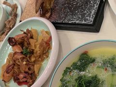 -五谷芳乳鸽王(海景店)