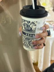 -爱美睫美甲会馆
