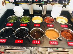 -小龍鳳·港式海鲜打边炉(沙湖路店)