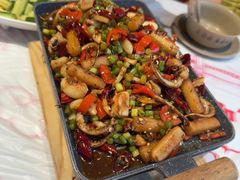 -肥肥虾庄·金牌油焖大虾(杨园滨江时代walk店)