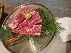 -草家酱蟹炭火烤肉店(珲春南路一店)
