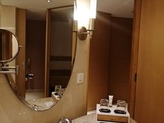 -上海佘山世茂艾美酒店