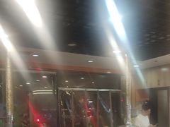 -哈尔滨小酒馆·鲜肉现穿自助烧烤(康新花园店)