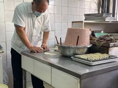 -黄阿姨锅贴大王(万航渡路店)