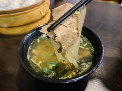 牛肉粉丝汤-大龙汤包