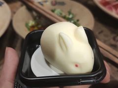 慕斯酸奶兔-小龙坎老火锅(滨江店)