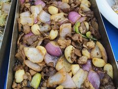 -老东镇啤酒屋海鲜加工·蒸汽海鲜·海鲜烧烤(台东店)