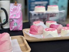 -上海伟杰·捷豹路虎4S店(闵行店)