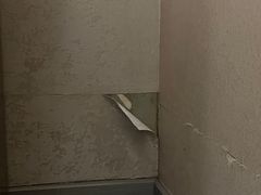 -迎商酒店(深圳罗湖火车站向西村地铁站店)