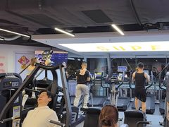 -超鹿运动(达信大厦店)