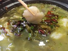 -周鱼小馆石锅酸菜鱼(活力汇店)