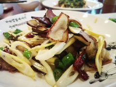 -将就吃农家特色土菜馆