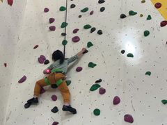 -问山MountQuest攀岩馆