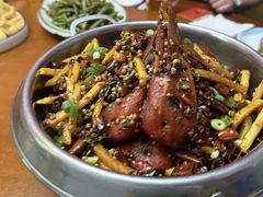 -老码头黑皮肘子锅包肉(文政街店)