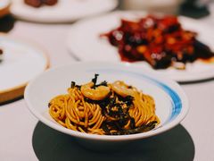 开洋葱油拌面-屋里厢上海菜馆