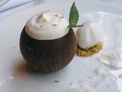 椰子慕斯-福楼法餐厅FLO