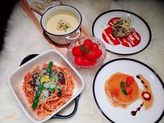 肉酱意面-C&R西班牙餐厅