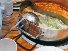 -蒙肥羊·酸汤潮牛·鲜牛肉火锅烤肉自助(岗顶店)