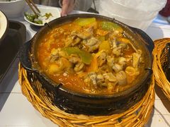 砂锅酸笋牛蛙-丽丽三鲜螺蛳粉(田林路店)