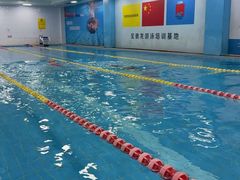 -宝德龙游泳健身