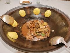 -小火炕铁锅炖鱼