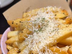 -J's Cafe Lab