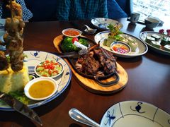 -老牌坊云南鱼豆花火锅(嵩山店)