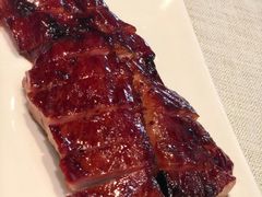 脆皮烧乳鸽-御宝轩(益丰·外滩源店)