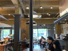 大堂-红跑车(大学城店)