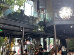 -临界音乐酒馆·小龙虾·江湖菜(华熙LIVE·鱼洞店)