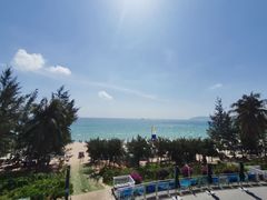 -亚龙湾中心广场