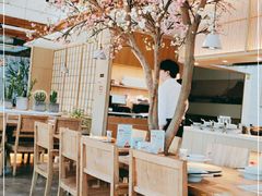 -蜜桃餐厅·伴山(湖滨商业街店)