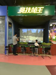 -维佳童话镇演出现场(徐东店)