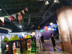 -幻贝家儿童乐园(武汉永旺梦乐城店)