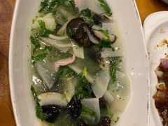 -侬佳蒸菜馆(听潮店)