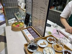-阮大兴糕团(杭州西湖银泰百货店)