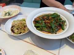 -阿瓦山寨·湘菜现炒·剁椒鱼头王(咸阳总店)