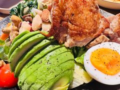 鸡肉牛油果沙拉-The Diner X餐厅(青岛万象城店)