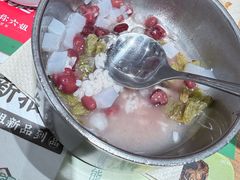 -成都你六姐·牛肉冒菜(信泰中心商场店)