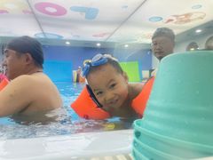 -龙格亲子游泳·水育早教运动中心(龙湾天街店)