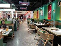 大堂-粤小煲鲜汤猪肚鸡(丹尼斯二天地店)